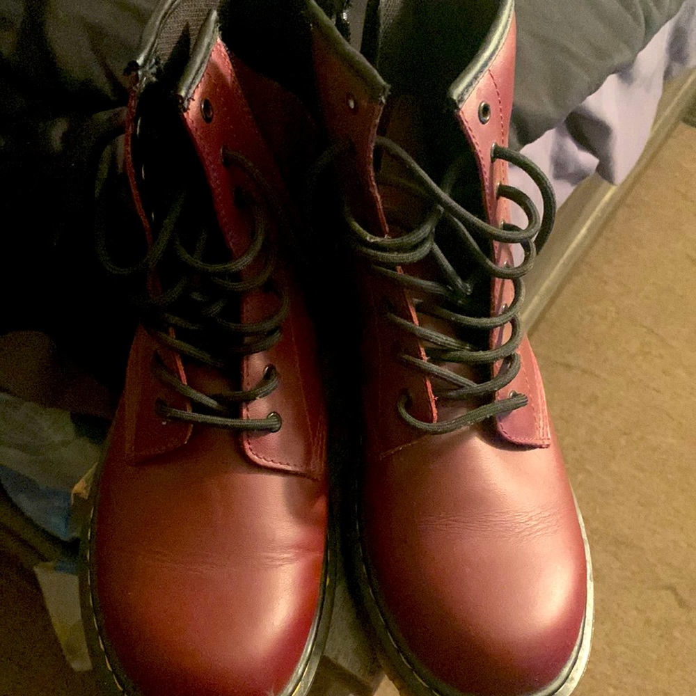 Beautiful ready for fall dr marten’s